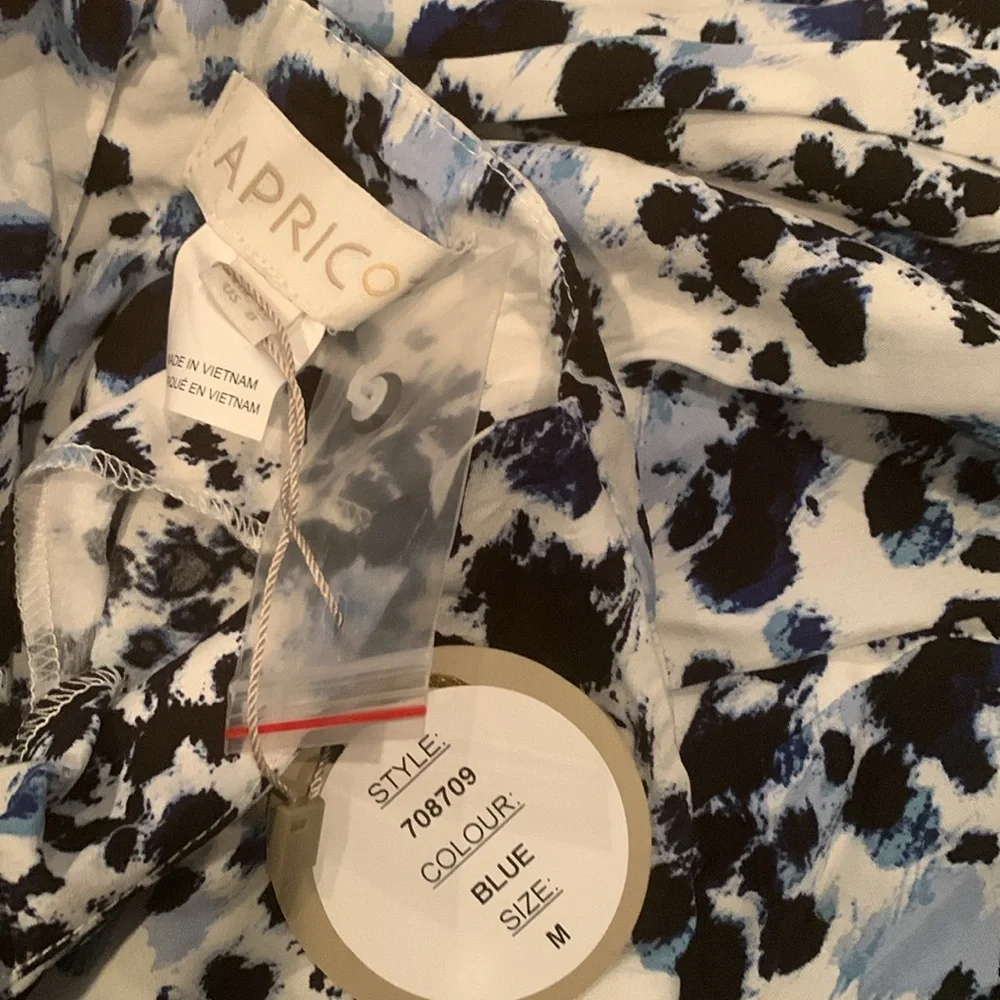 Apricot 3/4 Sleeve Blue & White Dress - Picture 4 of 6